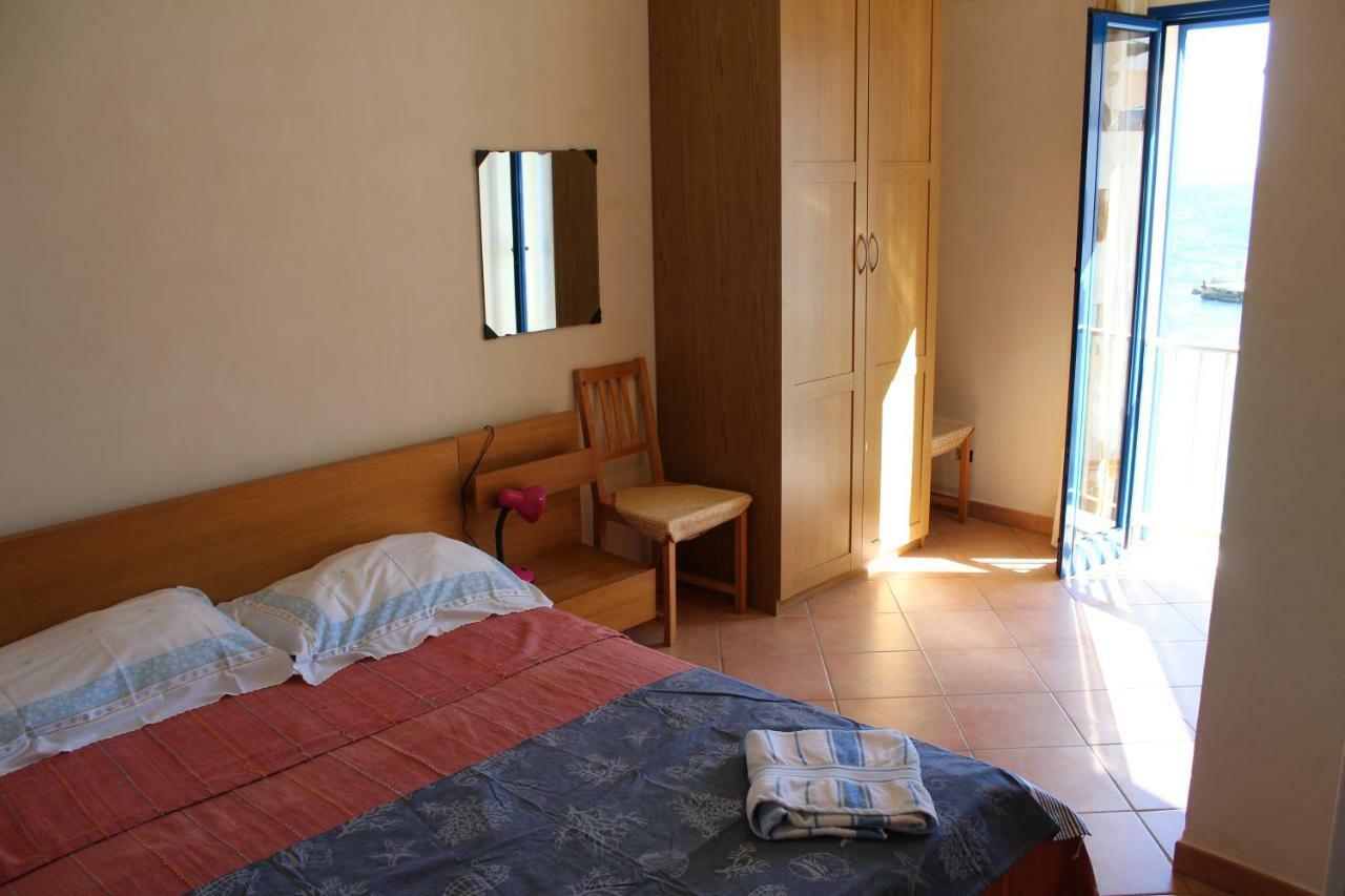 Cala Dogana Guest House Levanzo Ngoại thất bức ảnh